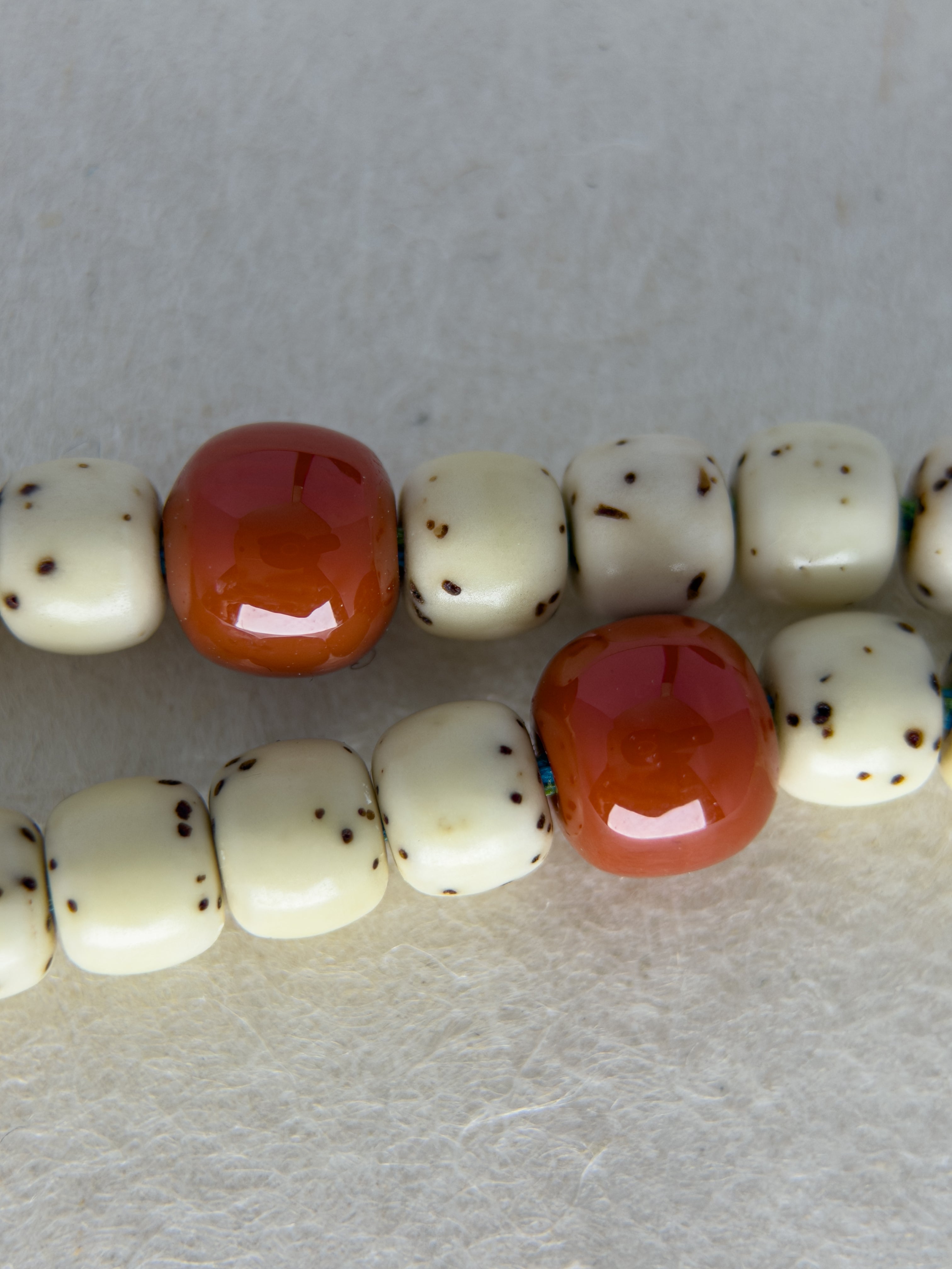 khams-quiet-luxury-style-bodhi-prayer-beads-108-southern-agate
